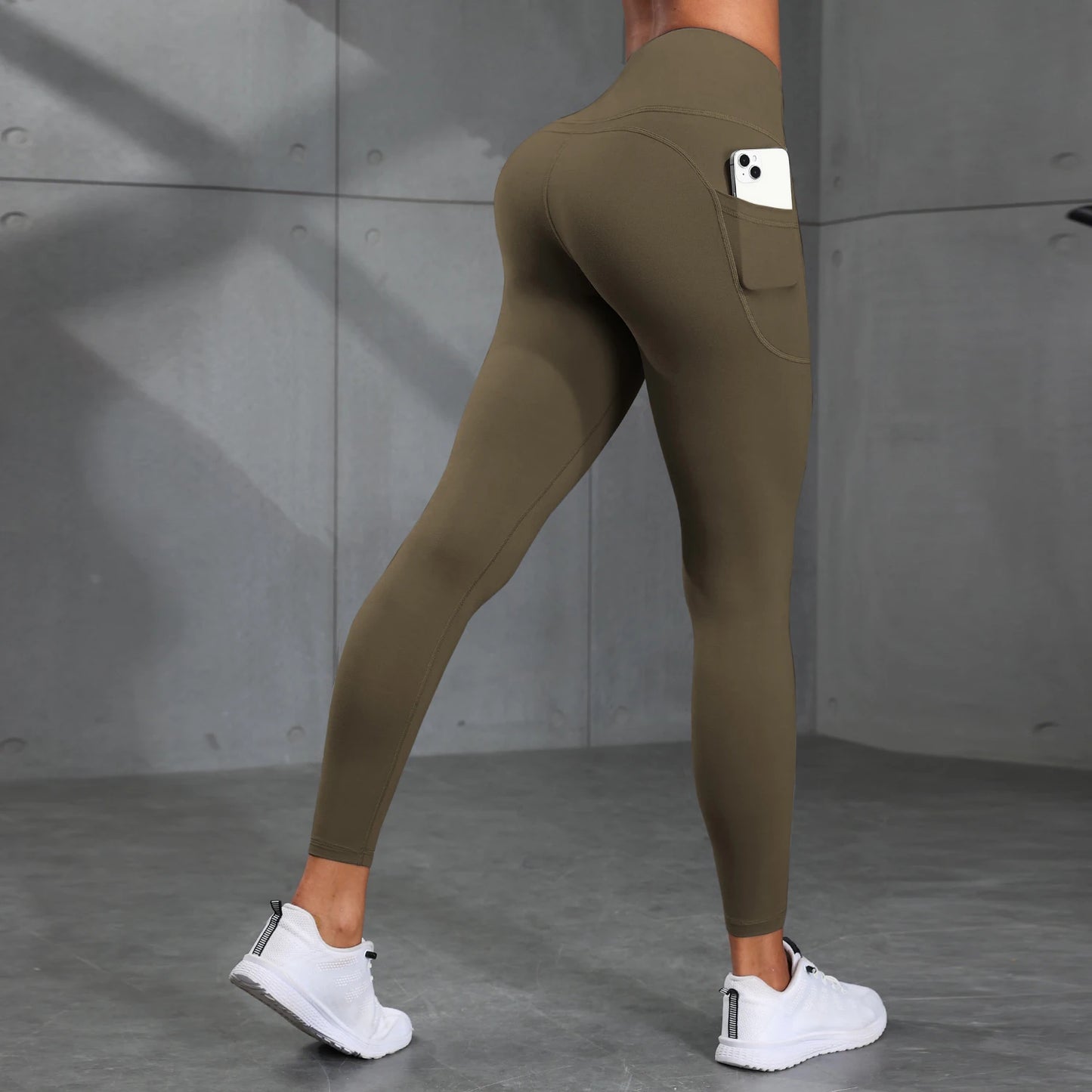 High-Waisted Yoga Pants with Pockets